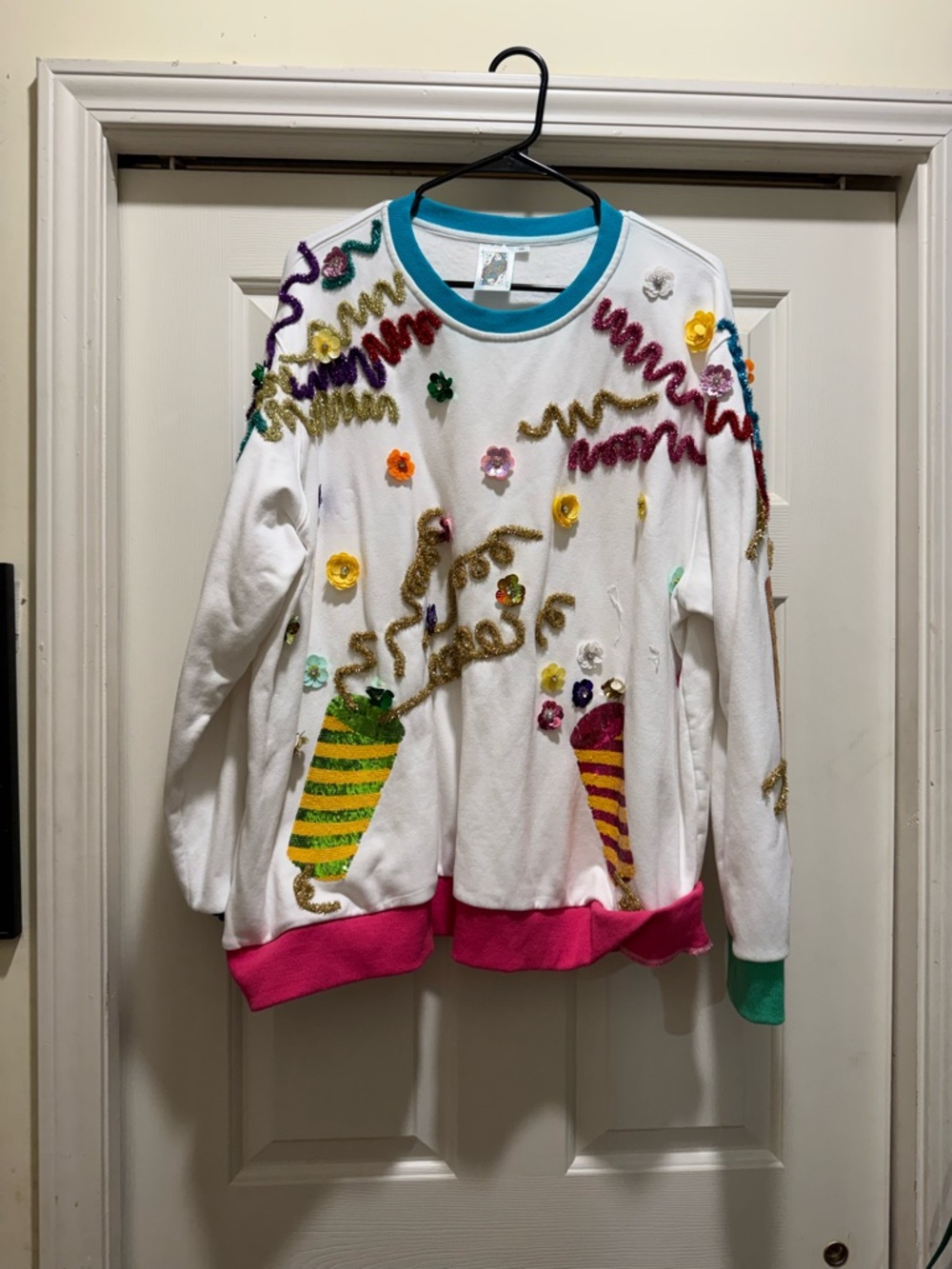 Queen of Sparkles New Years Sweatshirt/Sweater XL